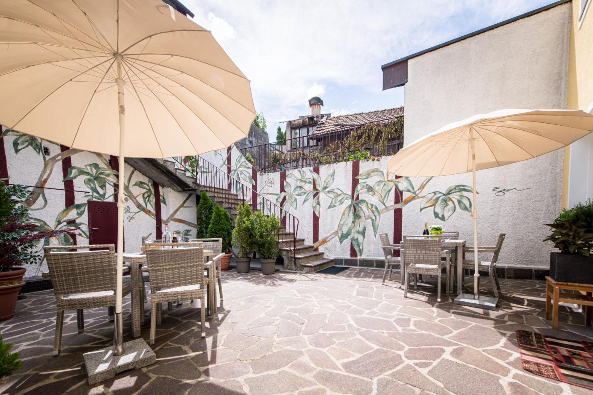 Am Schloss Guest House Brunico Esterno foto