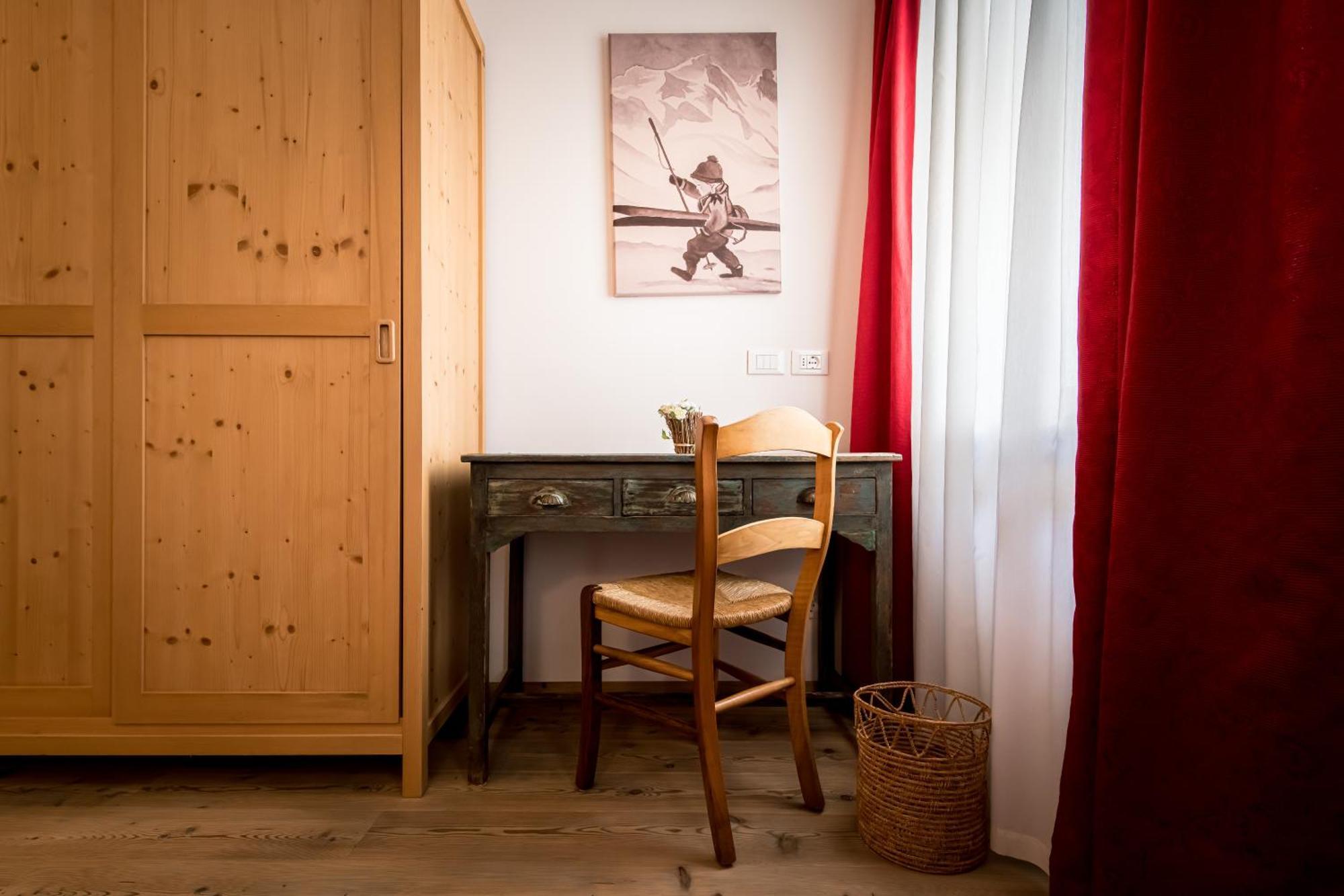 Am Schloss Guest House Brunico Esterno foto