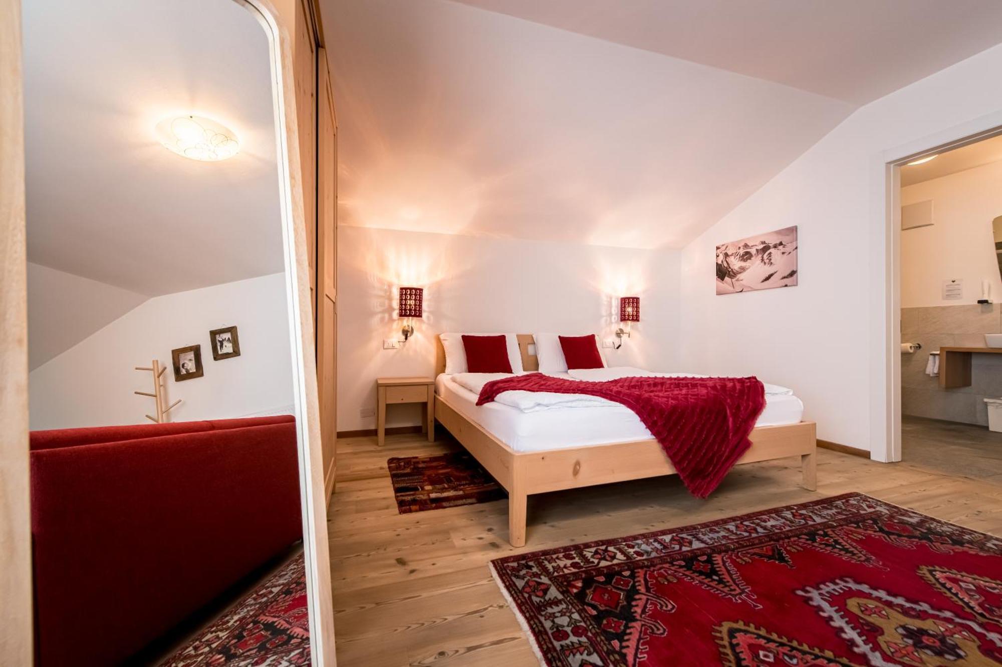 Am Schloss Guest House Brunico Esterno foto